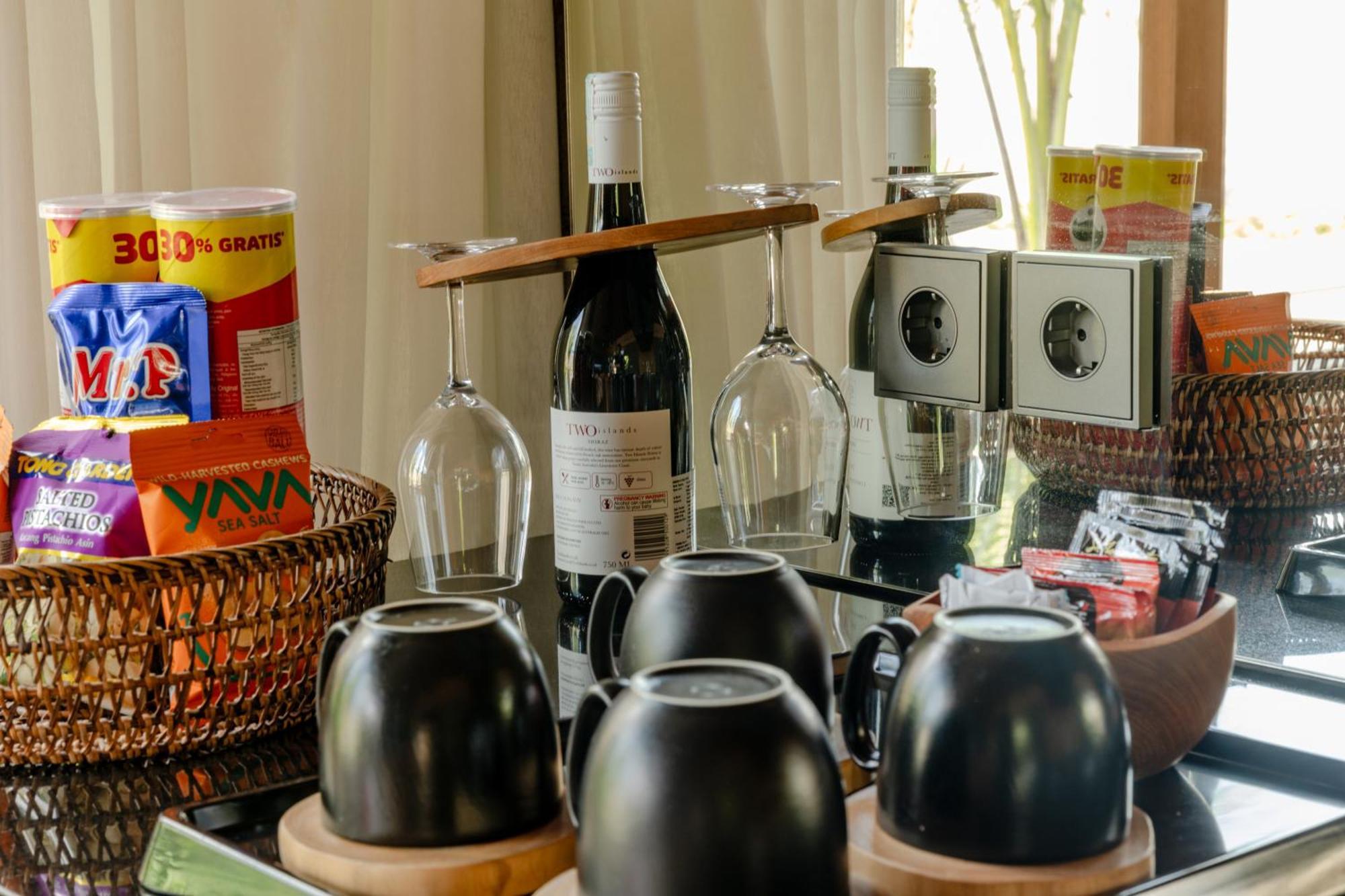 Domisili Villas Canggu Bali By Fays Hospitality Eksteriør billede